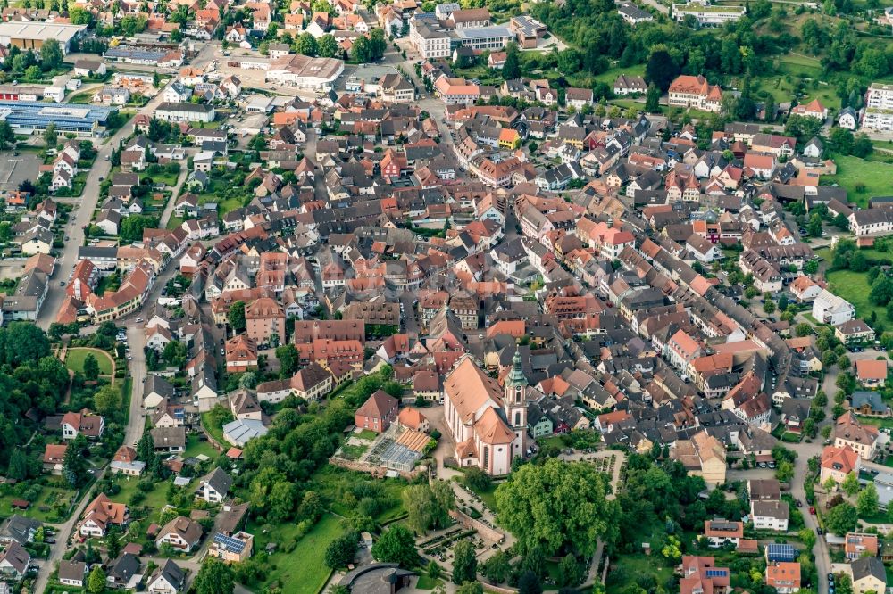 Luftaufnahme Ettenheim - Ortsansicht in Ettenheim im Bundesland Baden-Württemberg, Deutschland