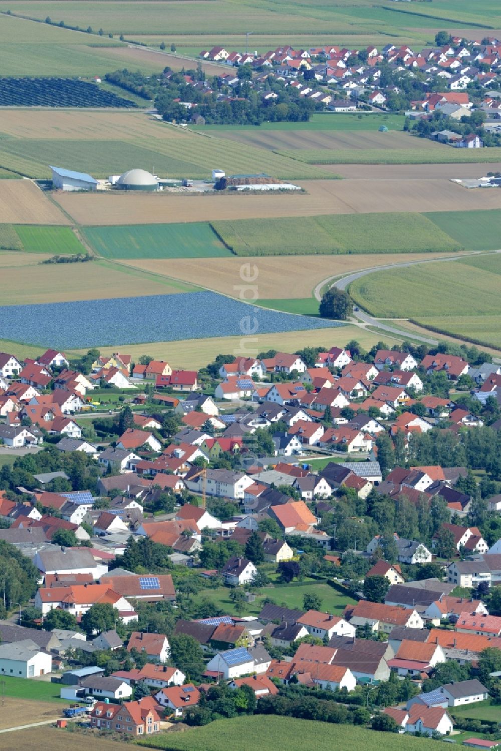 Luftaufnahme Finningen - Ortsansicht von Finningen im Bundesland Bayern