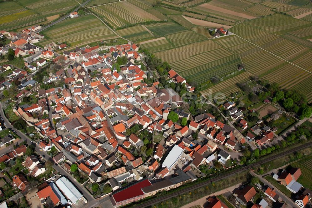 Flörsheim - Dalsheim aus der Vogelperspektive: Ortsansicht vom Flörsheim-Dalsheim im Bundesland Rheinland-Pfalz