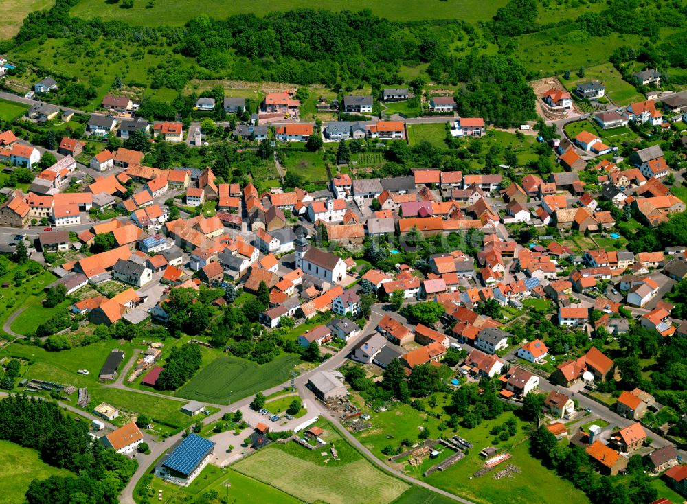 Gerbach aus der Vogelperspektive: Ortsansicht in Gerbach im Bundesland Rheinland-Pfalz, Deutschland