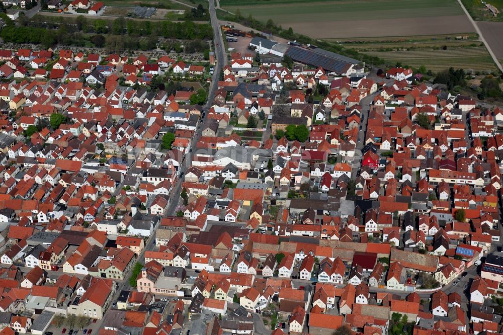 Gimbsheim aus der Vogelperspektive: Ortsansicht von Gimbsheim im Bundesland Rheinland-Pfalz