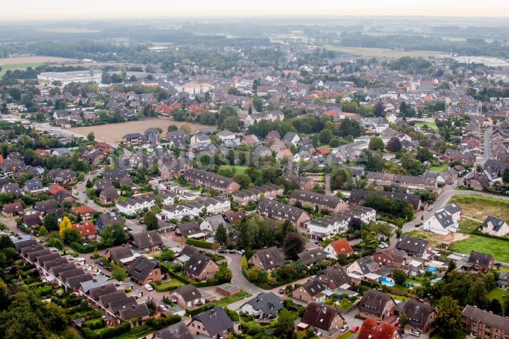 Luftaufnahme Grefrath - Ortsansicht In Grefrath Im Bundesland Nordrhein ...