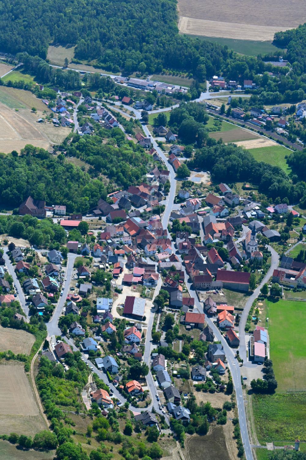 Grünsfeld aus der Vogelperspektive: Ortsansicht in Grünsfeld im Bundesland Baden-Württemberg, Deutschland