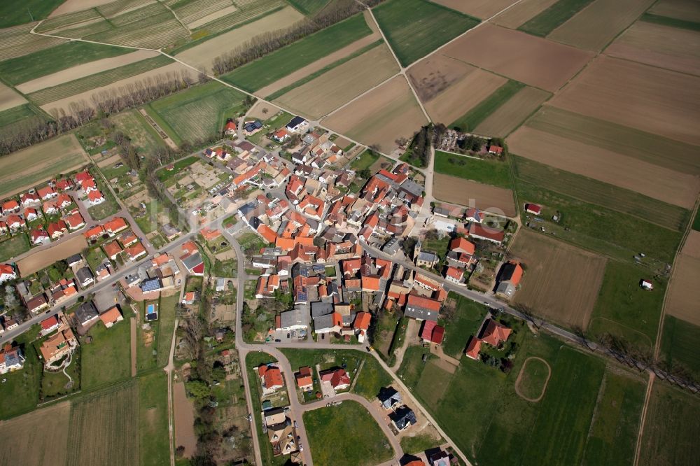 Gumbsheim von oben - Ortsansicht von Gumbsheim ist eine Ortsgemeinde im Landkreis Alzey-Worms in Rheinland-Pfalz