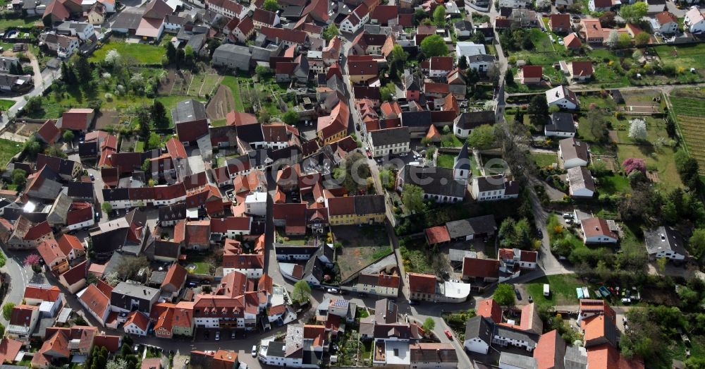 Gundersheim von oben - Ortsansicht von Gundersheim ist eine Ortsgemeinde im Landkreis Alzey-Worms in Rheinland-Pfalz