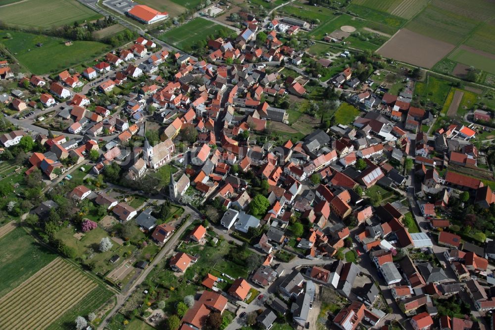 Gundersheim von oben - Ortsansicht von Gundersheim ist eine Ortsgemeinde im Landkreis Alzey-Worms in Rheinland-Pfalz