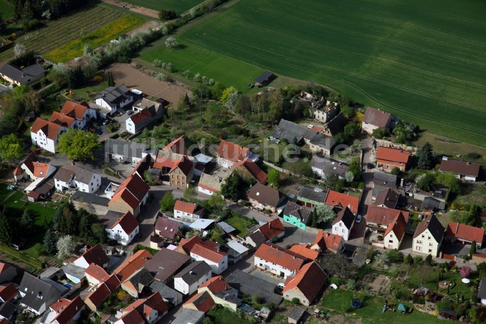 Gundersheim aus der Vogelperspektive: Ortsansicht von Gundersheim ist eine Ortsgemeinde im Landkreis Alzey-Worms in Rheinland-Pfalz