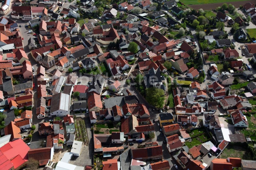 Gundheim von oben - Ortsansicht von Gundheim ist eine Ortsgemeinde im Landkreis Alzey-Worms in Rheinland-Pfalz