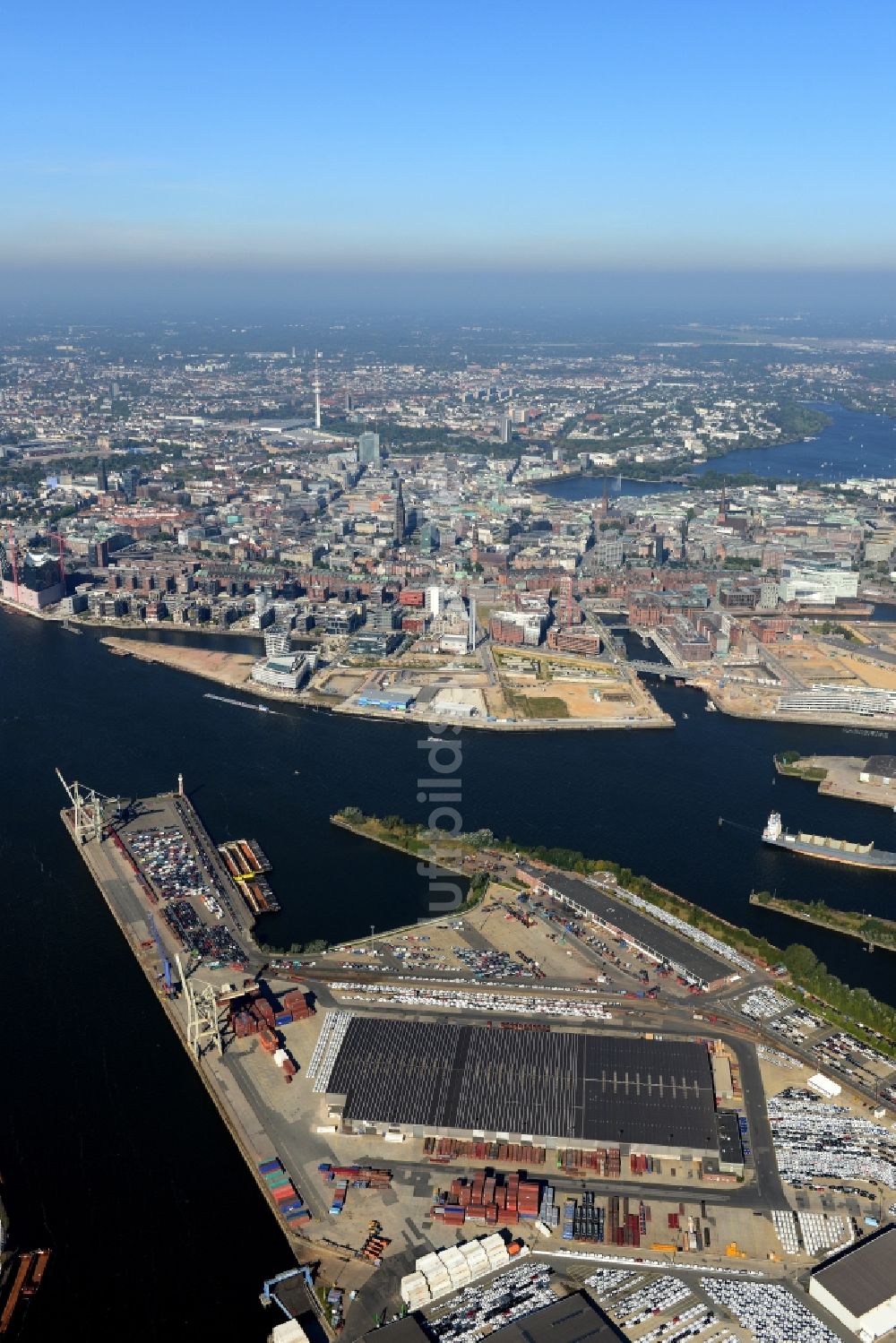 Hamburg von oben - Ortsansicht von Hamburg mit Blick auf den Strandkai entlang des Fluß- Verlaufs der Elbe