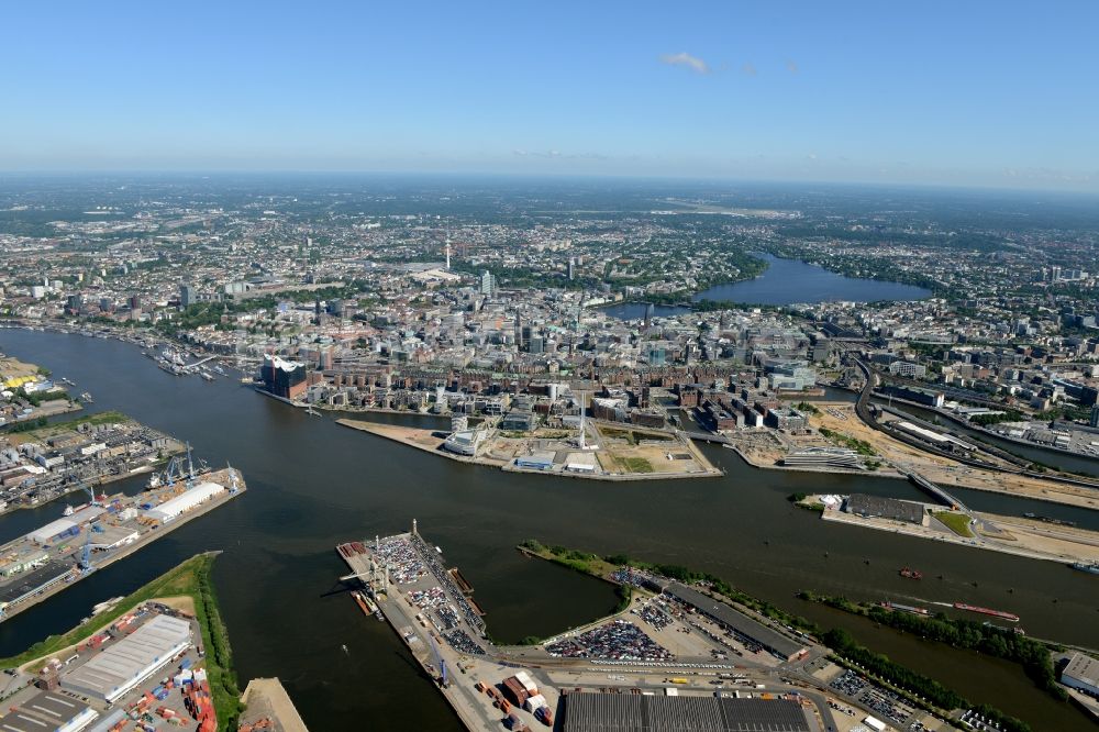 Hamburg aus der Vogelperspektive: Ortsansicht von Hamburg mit Blick auf den Strandkai entlang des Fluß- Verlaufs der Elbe