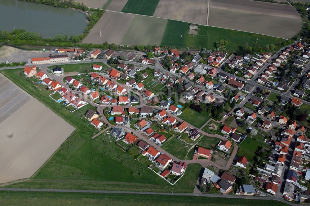 Hamm von oben - Ortsansicht von Hamm in der Verbandsgemeinde Eich im Bundesland Rheinland-Pfalz