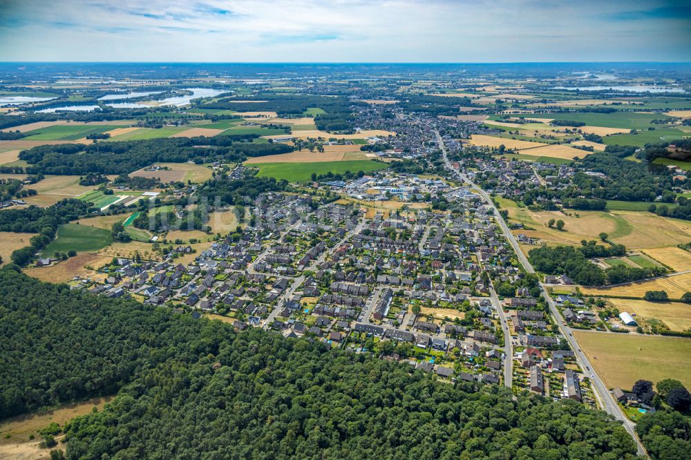 Hamminkeln Aus Der Vogelperspektive: Ortsansicht In Hamminkeln Im ...