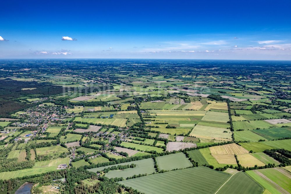 Hartenholm aus der Vogelperspektive: Ortsansicht in Hartenholm im Bundesland Schleswig-Holstein, Deutschland