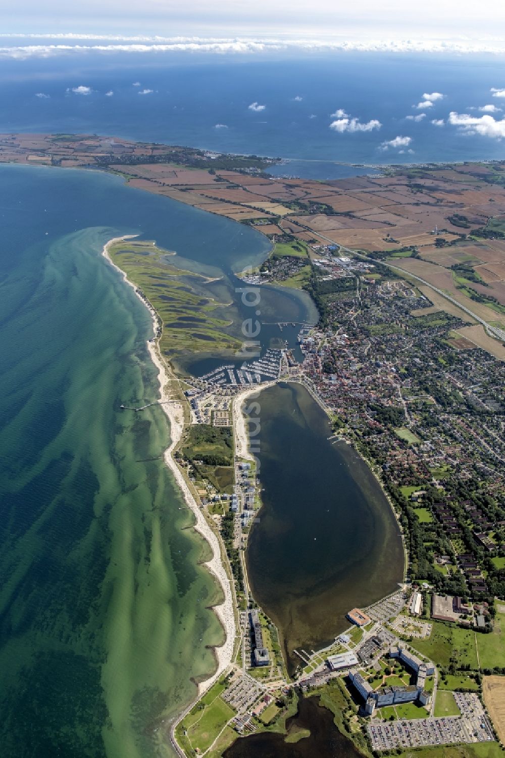 Luftaufnahme Heiligenhafen - Ortsansicht von Heiligenhafen im Bundesland Schleswig-Holstein