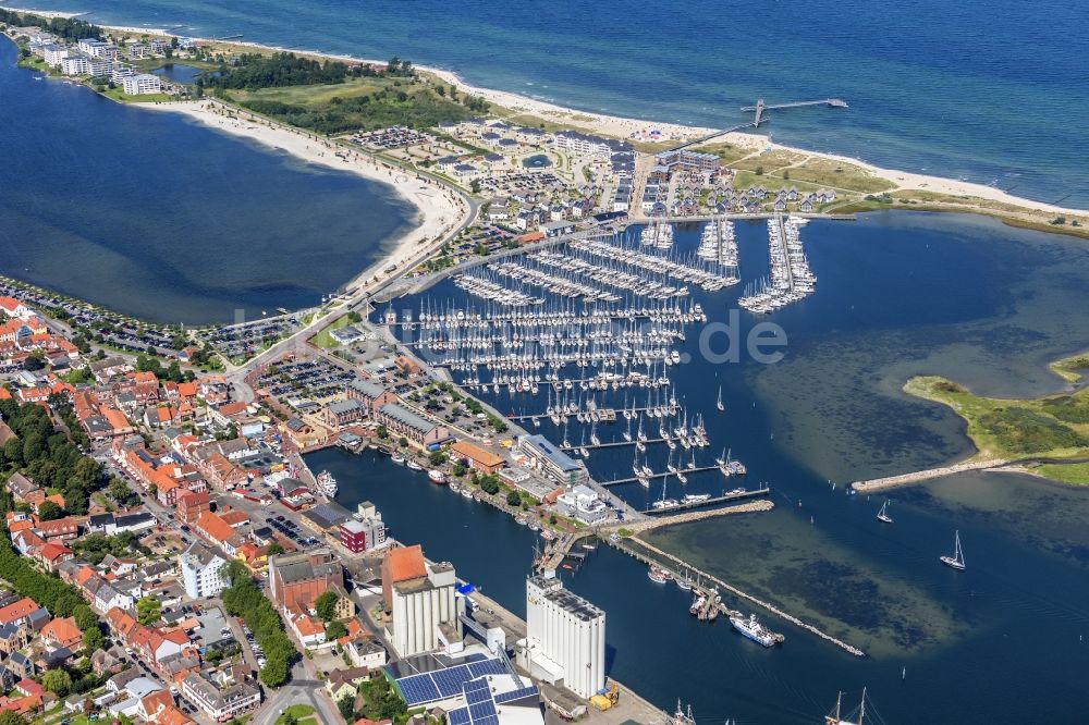 Heiligenhafen von oben - Ortsansicht von Heiligenhafen im Bundesland Schleswig-Holstein