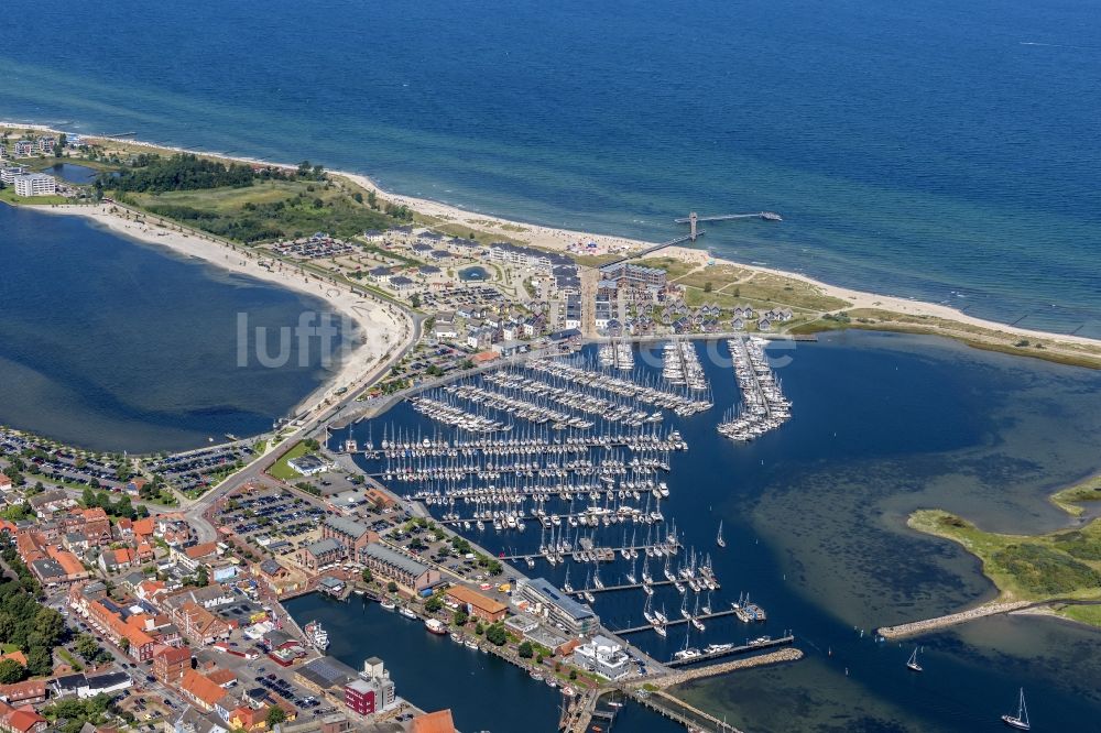 Heiligenhafen aus der Vogelperspektive: Ortsansicht von Heiligenhafen im Bundesland Schleswig-Holstein