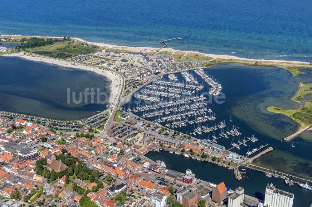 Heiligenhafen aus der Vogelperspektive: Ortsansicht von Heiligenhafen im Bundesland Schleswig-Holstein