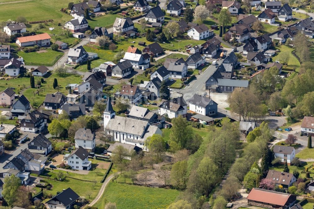 Helgersdorf aus der Vogelperspektive: Ortsansicht in Helgersdorf im Bundesland Nordrhein-Westfalen, Deutschland