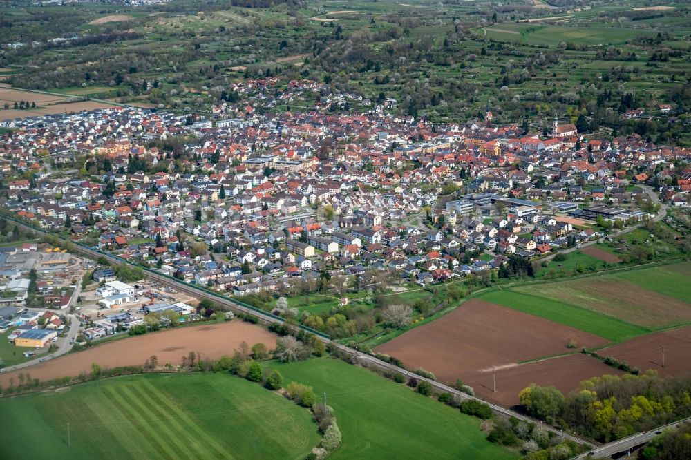 Herbolzheim aus der Vogelperspektive: Ortsansicht in Herbolzheim im Bundesland Baden-Württemberg, Deutschland