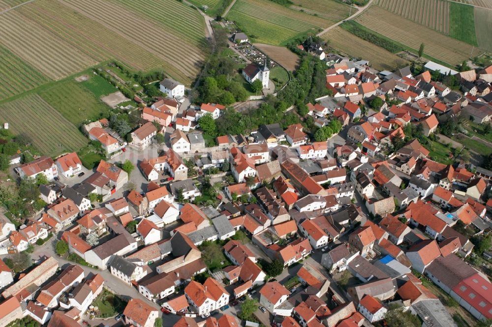 Hillesheim von oben - Ortsansicht von Hillesheim im Bundesland Rheinland-Pfalz