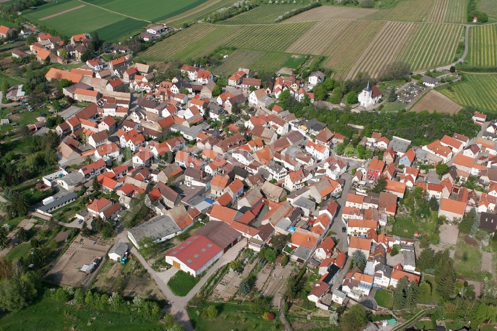 Luftaufnahme Hillesheim - Ortsansicht von Hillesheim im Bundesland Rheinland-Pfalz