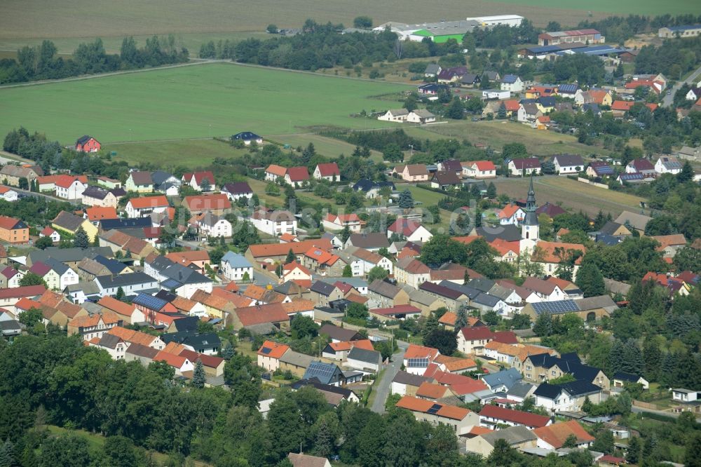 Hirschfeld aus der Vogelperspektive: Ortsansicht in Hirschfeld im Bundesland Brandenburg