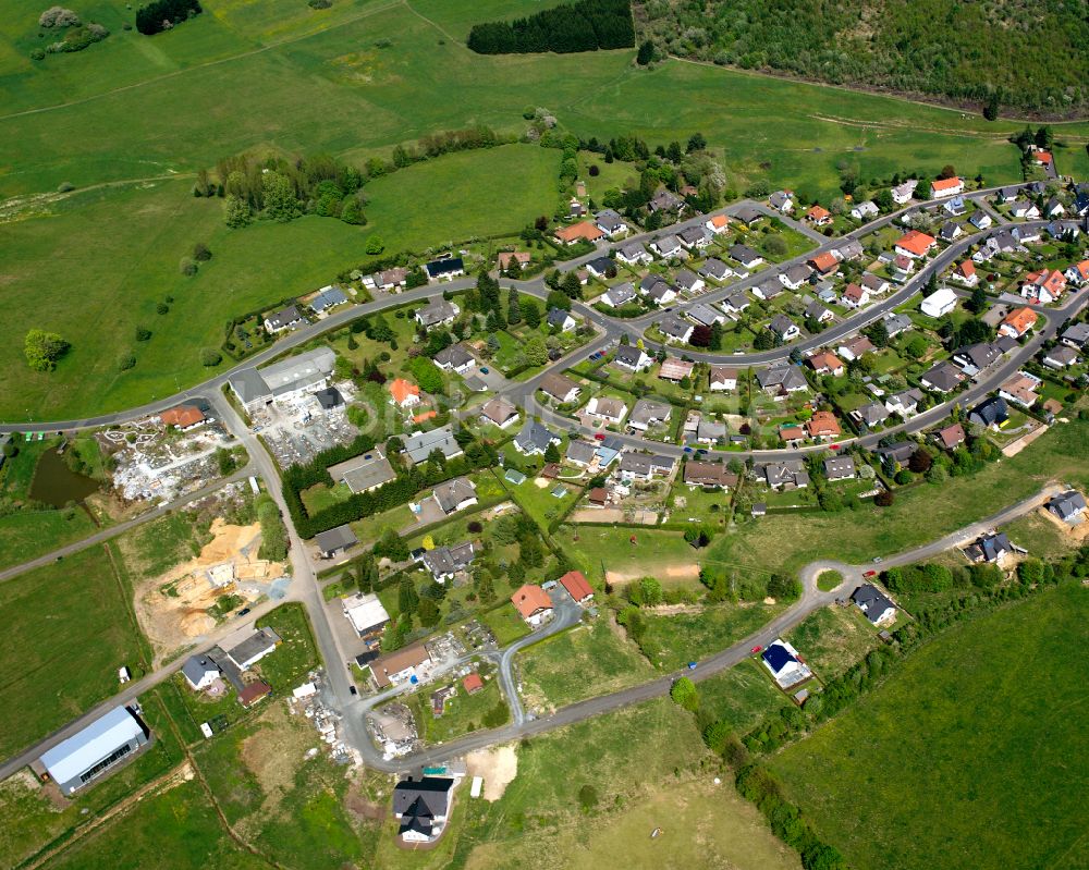 Hirzenhain Bahnhof aus der Vogelperspektive: Ortsansicht in Hirzenhain Bahnhof im Bundesland Hessen, Deutschland