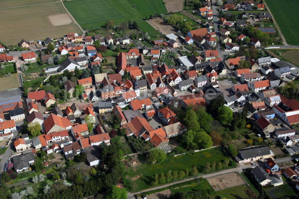 Hochborn Blödesheim aus der Vogelperspektive: Ortsansicht von Hochborn (bis 1971: Blödesheim) - eine Ortsgemeinde im Landkreis Alzey-Worms in Rheinland-Pfalz