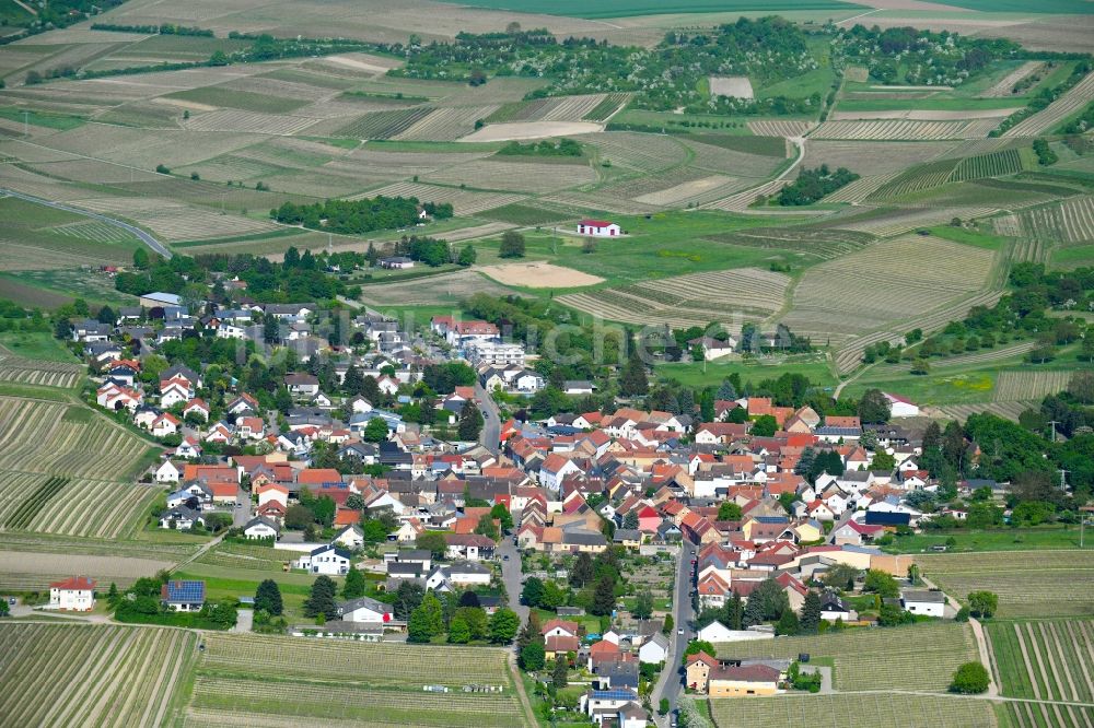 Horrweiler aus der Vogelperspektive: Ortsansicht in Horrweiler im Bundesland Rheinland-Pfalz, Deutschland