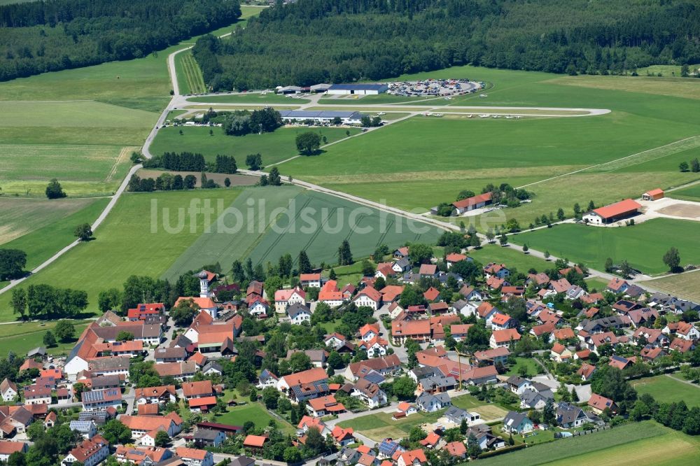 Jesenwang von oben - Ortsansicht in Jesenwang im Bundesland Bayern, Deutschland