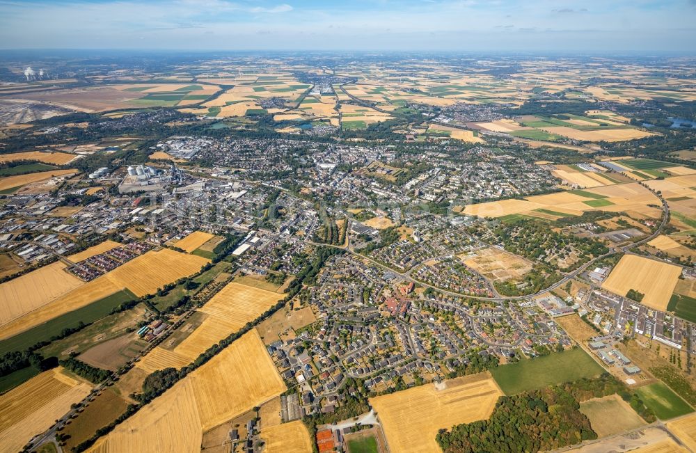 Jülich aus der Vogelperspektive: Ortsansicht in Jülich im Bundesland Nordrhein-Westfalen, Deutschland