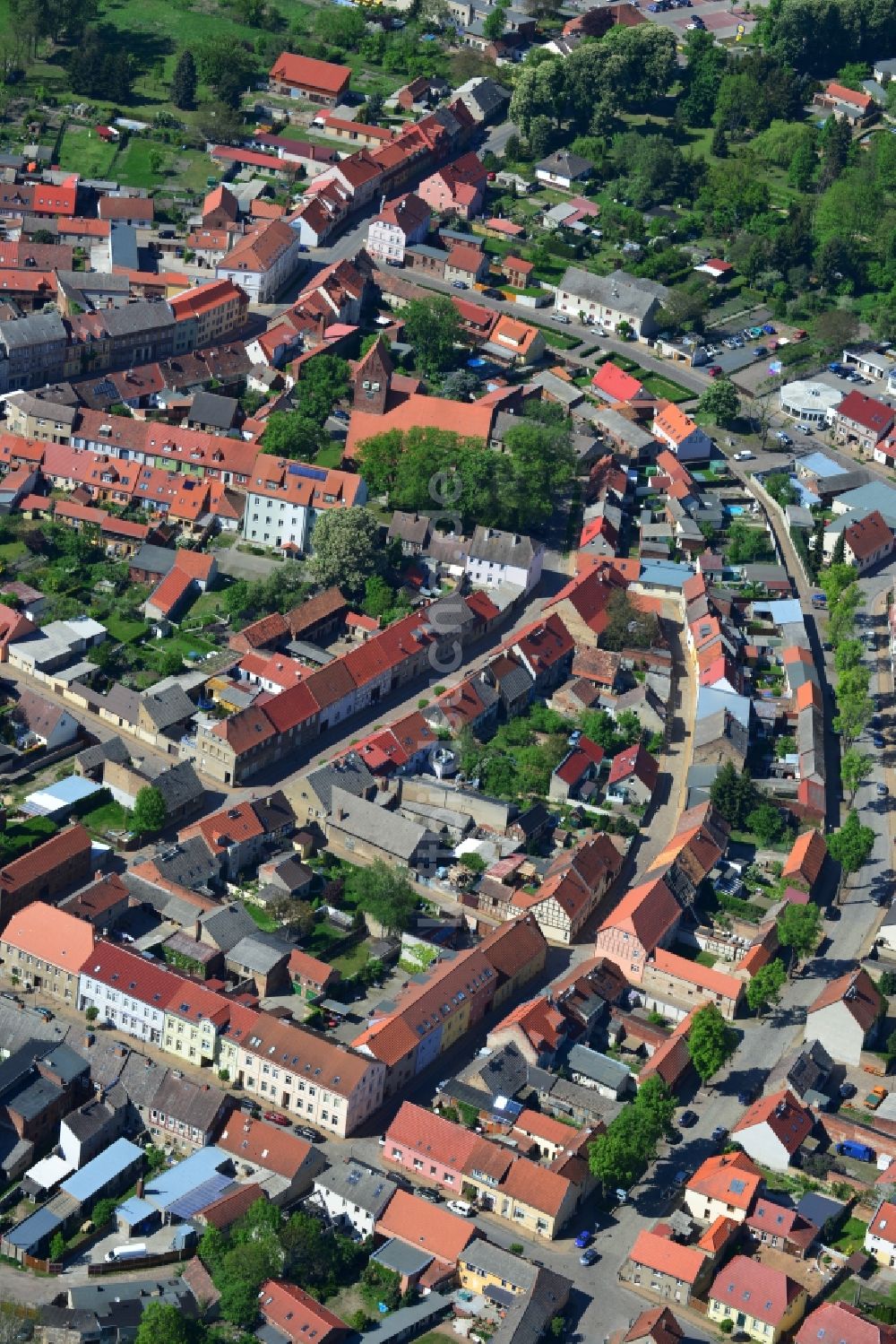 Luftbild Kremmen - Ortsansicht der Kleinstadt Kremmen im Bundesland Brandenburg