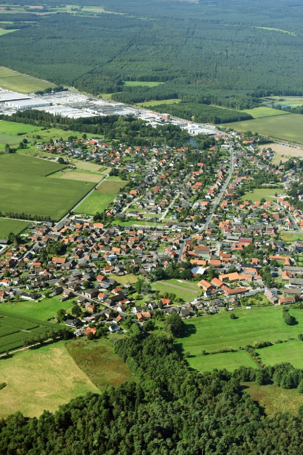 Knesebeck aus der Vogelperspektive: Ortsansicht von Knesebeck im Bundesland Niedersachsen