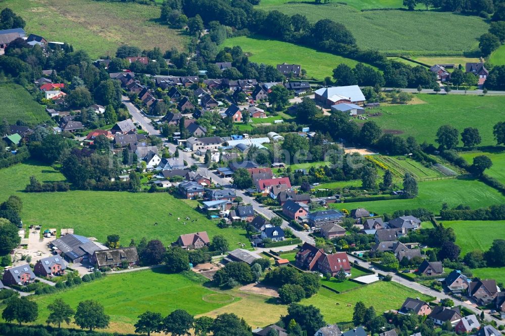 Kummerfeld aus der Vogelperspektive: Ortsansicht in Kummerfeld im Bundesland Schleswig-Holstein, Deutschland