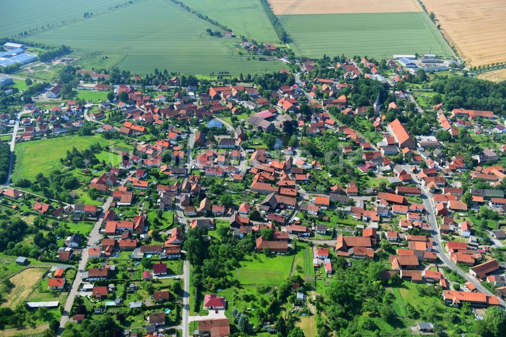 Langeln von oben - Ortsansicht in Langeln im Bundesland Sachsen-Anhalt, Deutschland