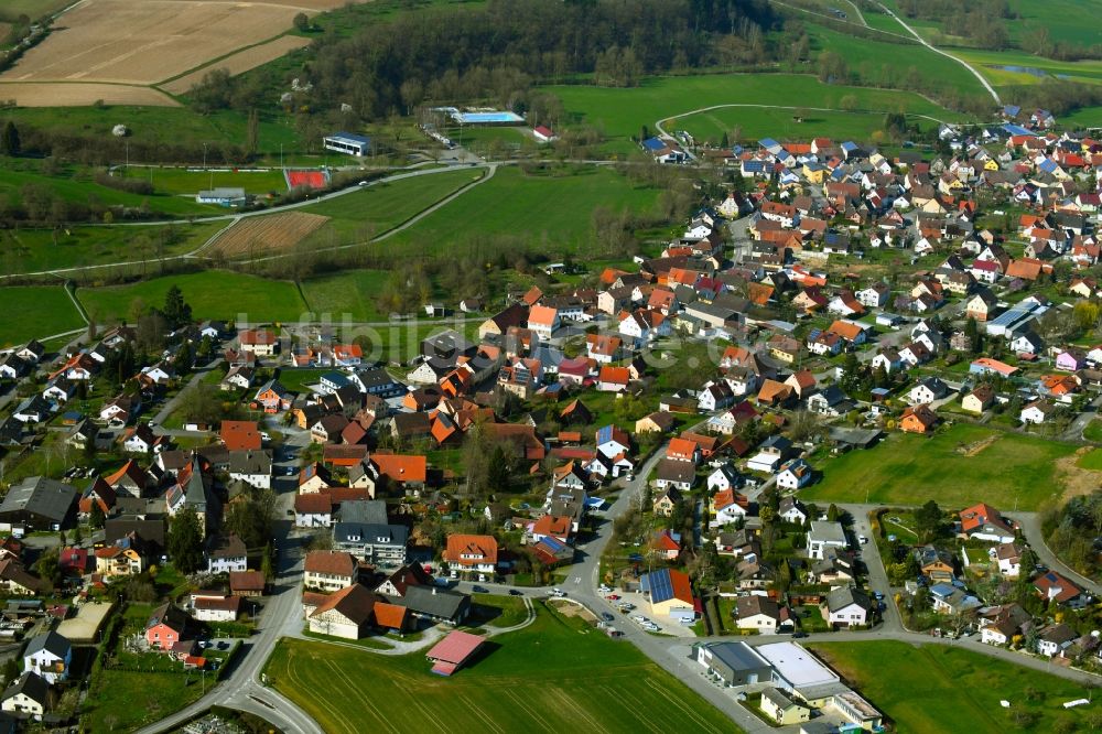 Langenbeutingen aus der Vogelperspektive: Ortsansicht von Langenbeutingen im Bundesland Baden-Württemberg, Deutschland