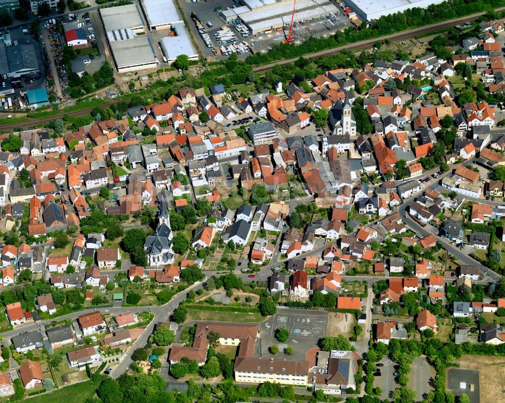 Langenlonsheim aus der Vogelperspektive: Ortsansicht von Langenlonsheim im Bundesland Rheinland-Pfalz