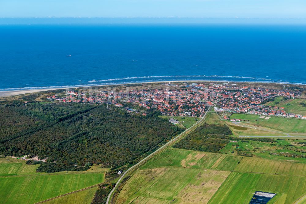 Luftbild Langeoog - Ortsansicht von Langeoog im Bundesland Niedersachsen, Deutschland