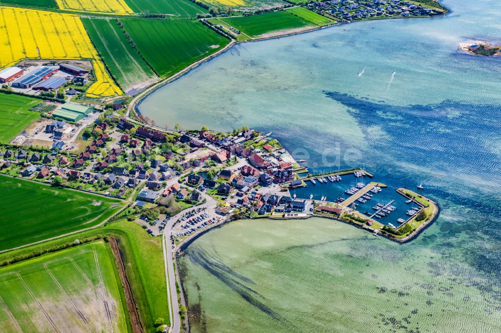 Fehmarn aus der Vogelperspektive: Ortsansicht vom Lemkenhafen in Fehmarn im Bundesland Schleswig-Holstein