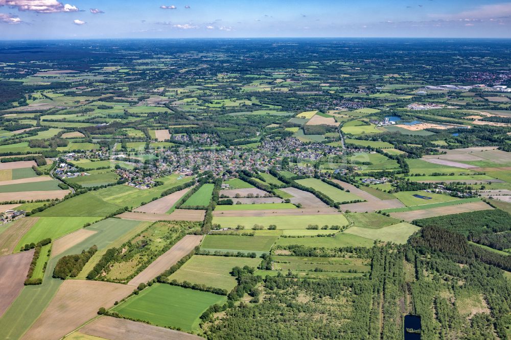 Lentföhrden aus der Vogelperspektive: Ortsansicht in Lentföhrden im Bundesland Schleswig-Holstein, Deutschland