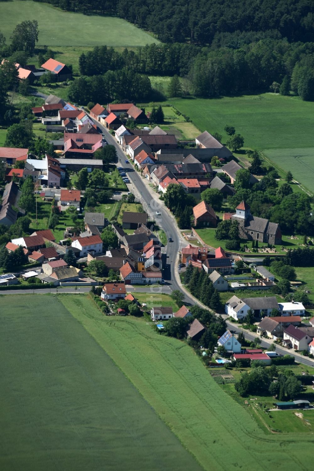 Bad Belzig aus der Vogelperspektive: Ortsansicht von Lüssen in Bad Belzig im Bundesland Brandenburg