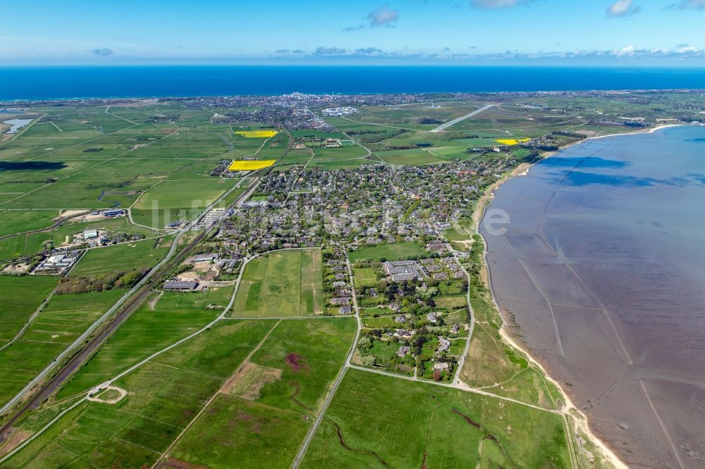 Luftaufnahme Keitum - Ortsansicht an der Meeres-Küste in Keitum auf der Insel Sylt im Bundesland Schleswig-Holstein, Deutschland