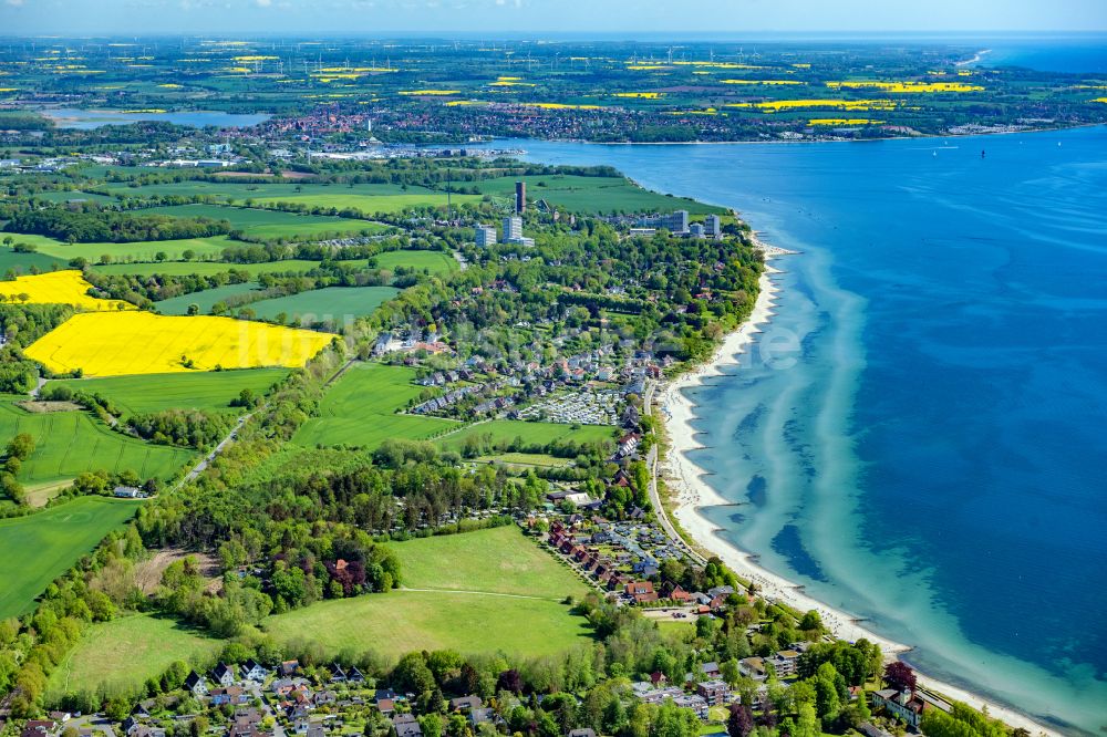 Luftbild Sierksdorf - Ortsansicht am Meeres- Küstenbereich der Ostsee in Sierksdorf im Bundesland Schleswig-Holstein