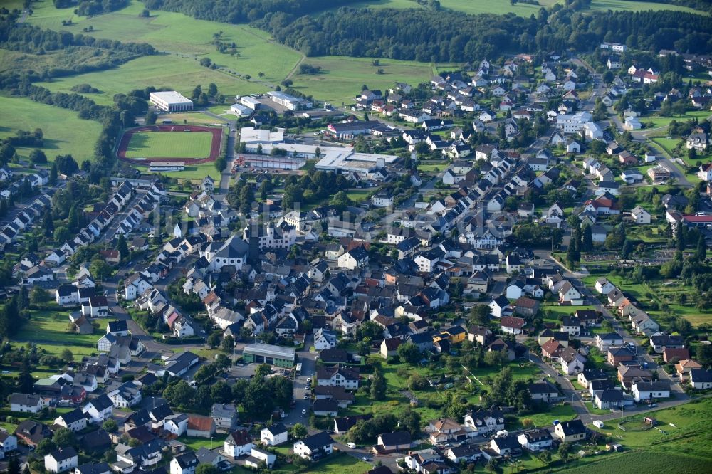 Mengerskirchen von oben - Ortsansicht in Mengerskirchen im Bundesland Hessen, Deutschland