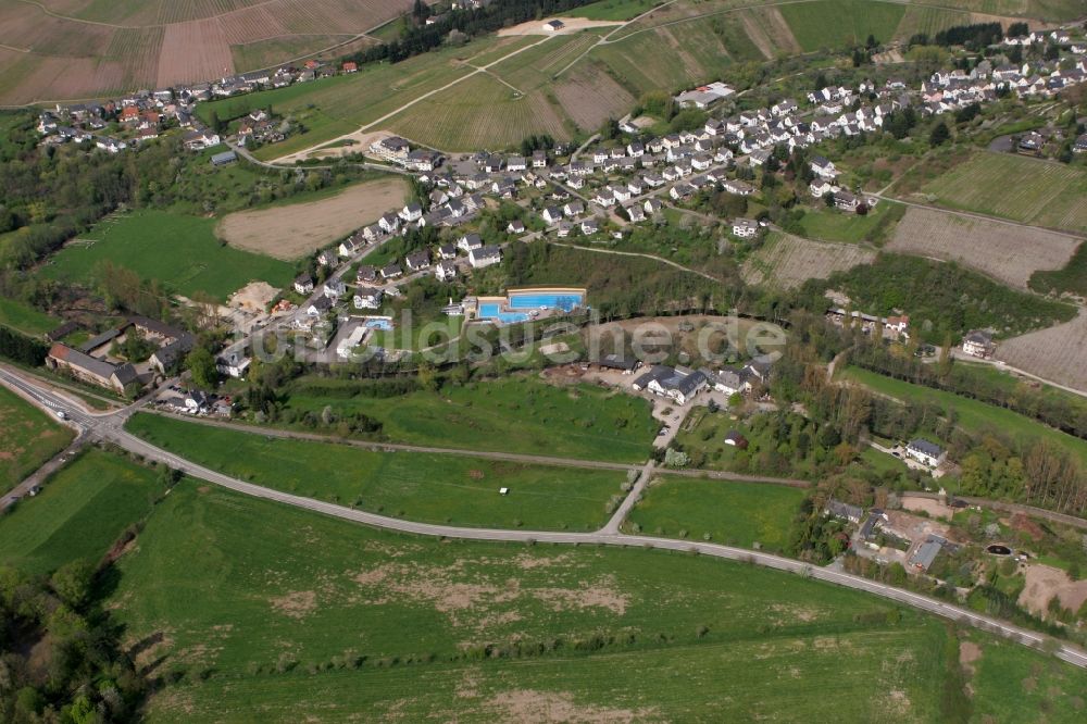 Mertesdorf aus der Vogelperspektive: Ortsansicht von Mertesdorf im Bundesland Rheinland-Pfalz