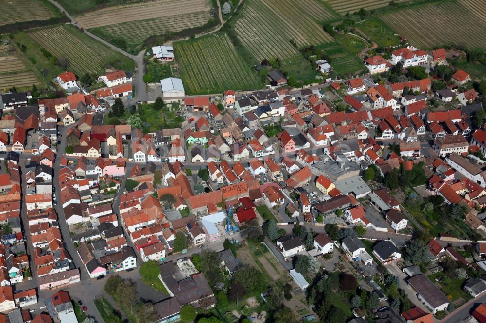 Mettenheim von oben - Ortsansicht von Mettenheim ist eine Ortsgemeinde im Landkreis Alzey-Worms in Rheinland-Pfalz