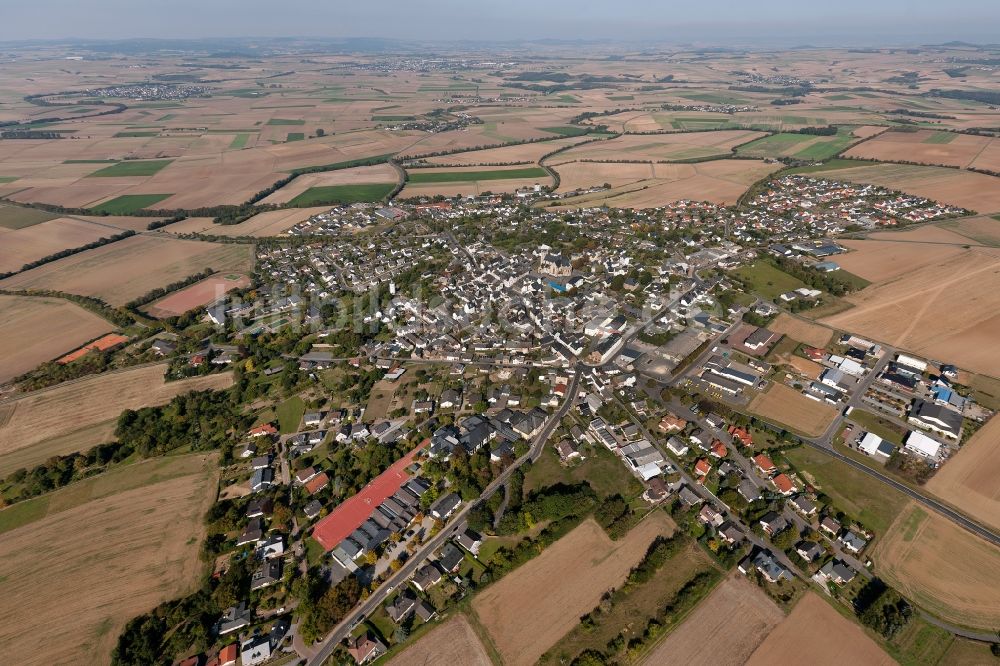 Münstermaifeld aus der Vogelperspektive: Ortsansicht Münstermaifeld im Bundesland Rheinland-Pfalz