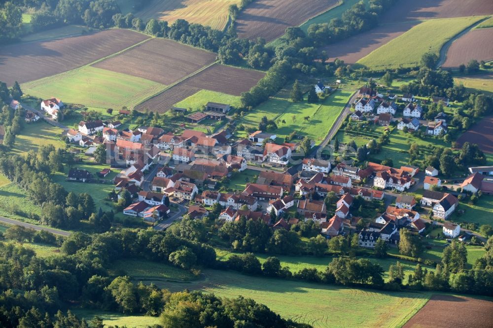 Mörshausen aus der Vogelperspektive: Ortsansicht in Mörshausen im Bundesland Hessen, Deutschland