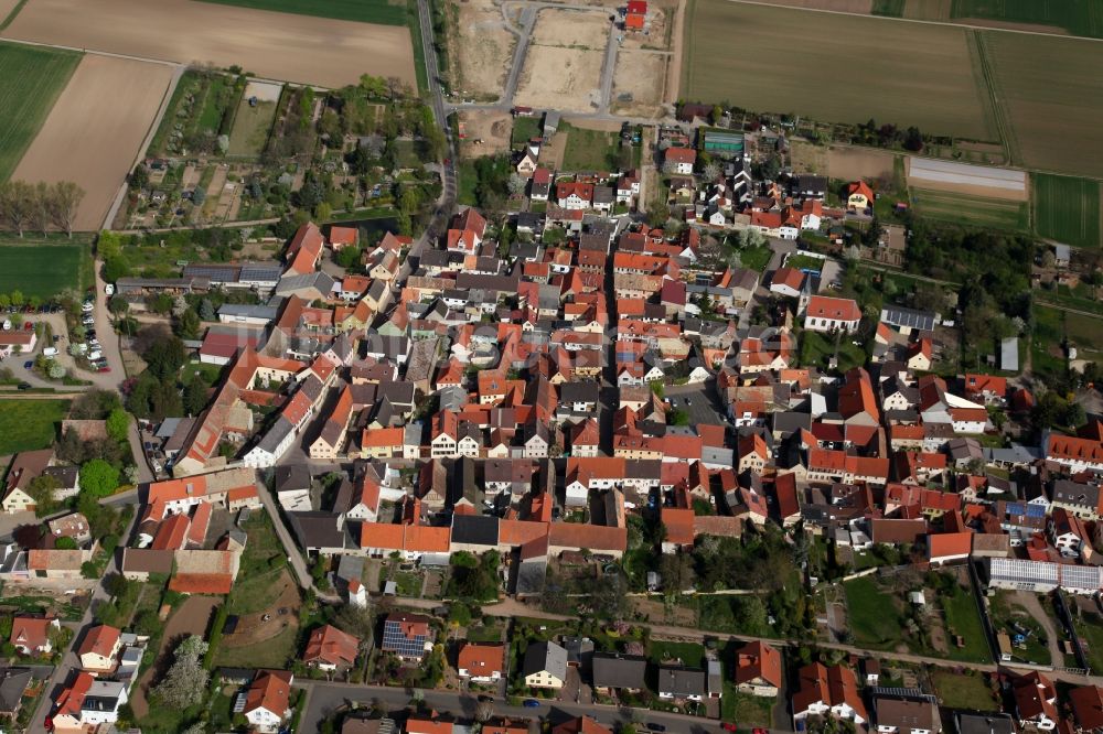 Mörstadt aus der Vogelperspektive: Ortsansicht vom Mörstadt im Bundesland Rheinland-Pfalz