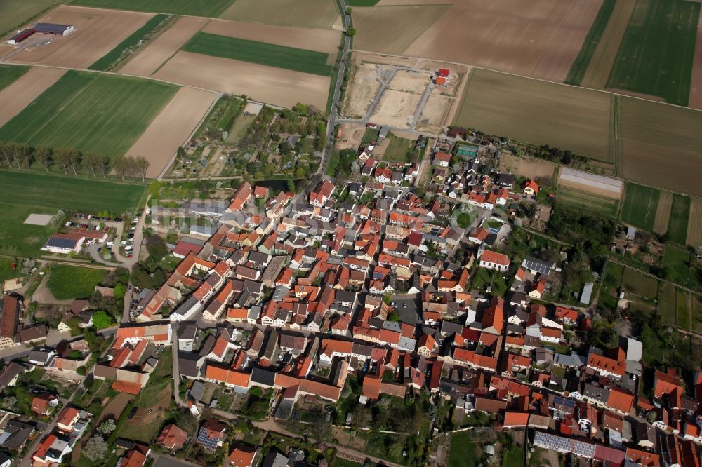 Mörstadt aus der Vogelperspektive: Ortsansicht vom Mörstadt im Bundesland Rheinland-Pfalz